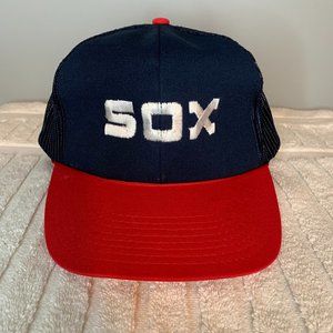 Chicago White Sox Mesh Trucker Snap Back Hat MLB Baseball